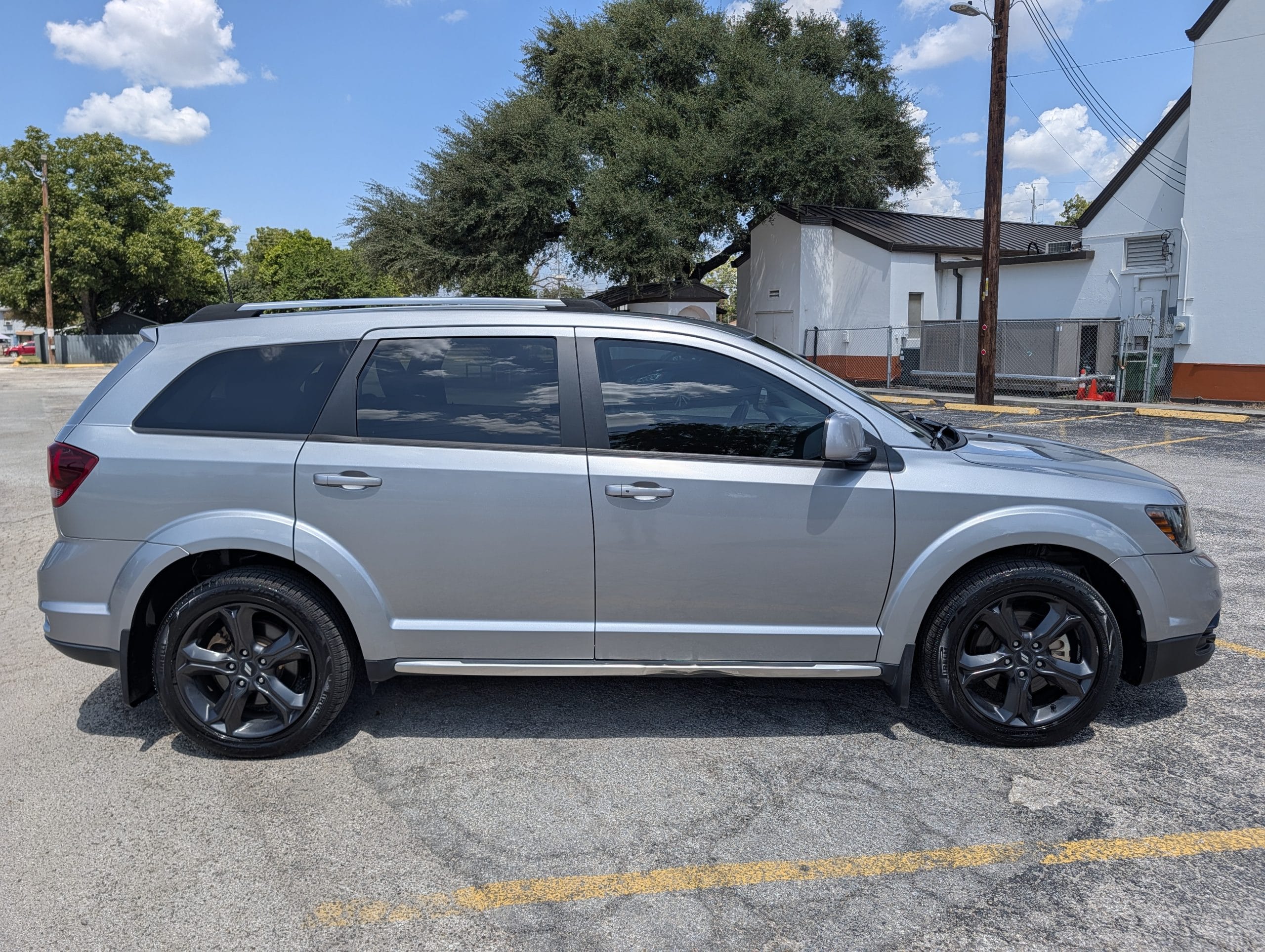 2020 Dodge Journey Crossroad - Photo 7