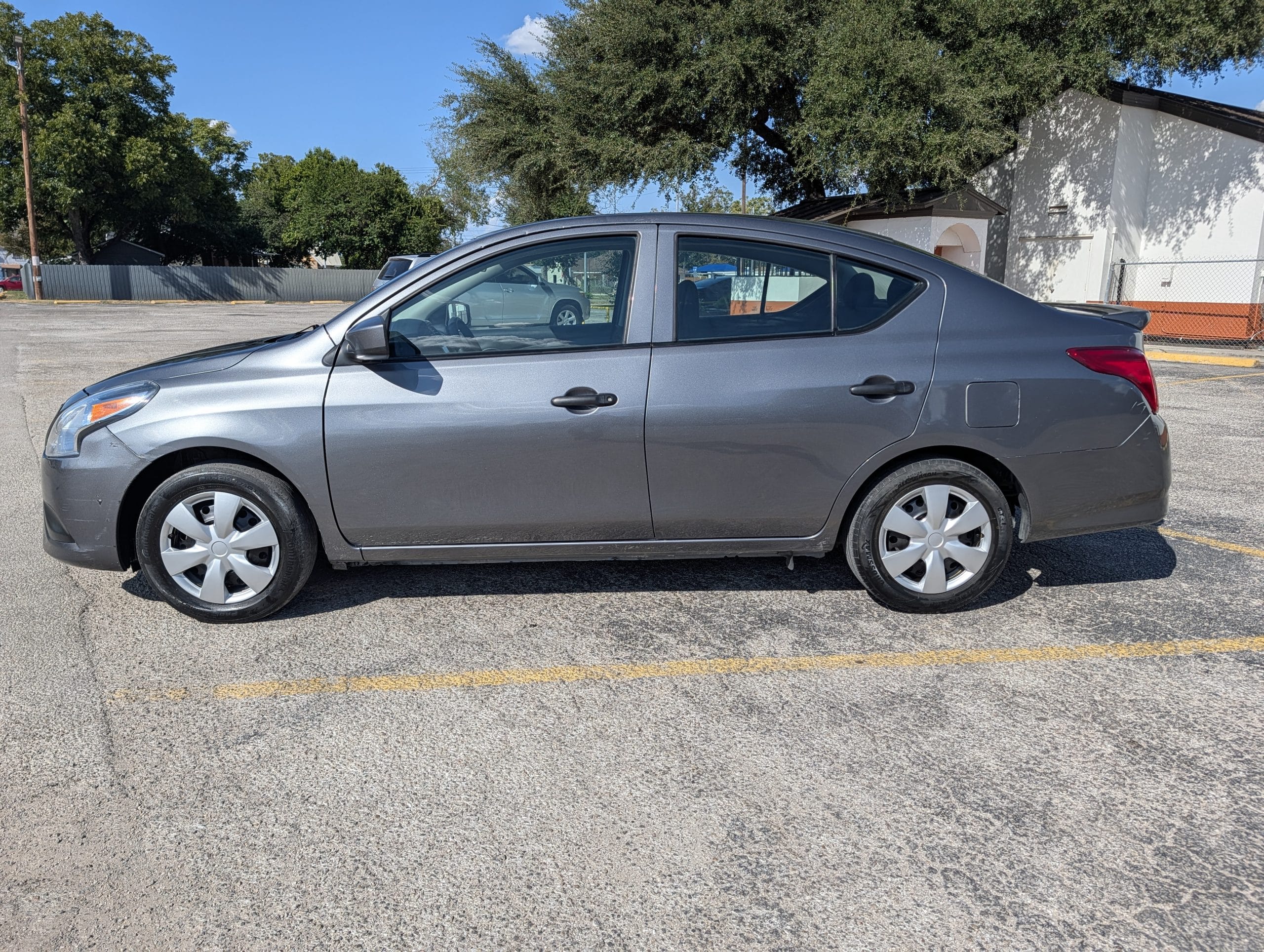 2019 Nissan Versa Sedan S Plus - Photo 11