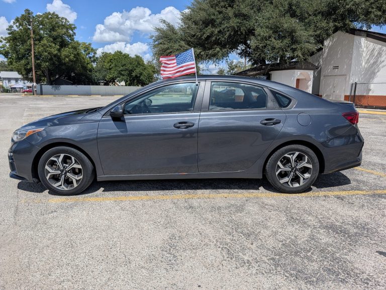 2021 Kia Forte LXS – photo 2