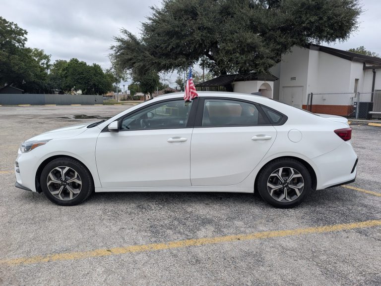 2020 Kia Forte LXS – photo 2